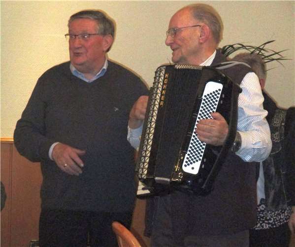 Mit dem Akkordeon wurde für besonders gute Stimmung gesorgt.