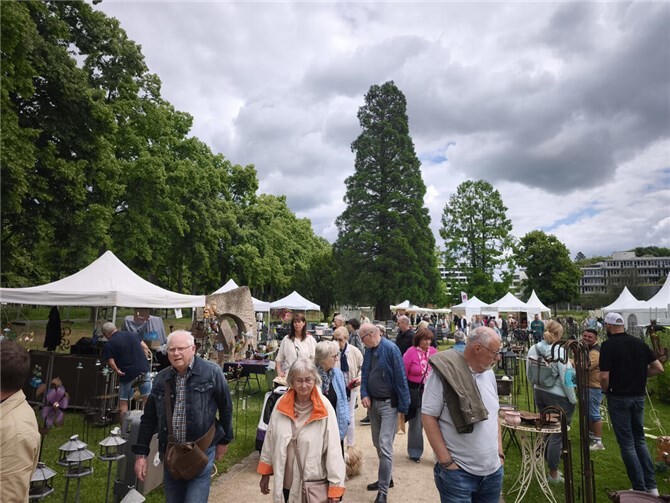 Mit dem Dahliengarten hatte die Lifestyle-Messe ein hervorragendes „Ausweichquartier“. Fotos: DU