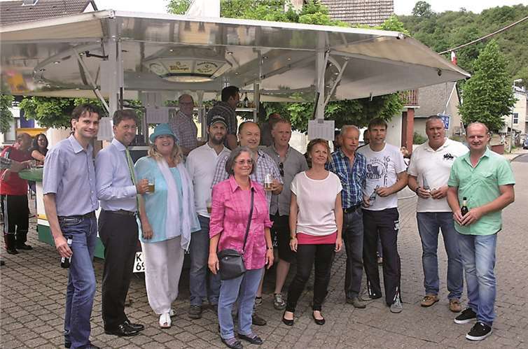 Mit dem Fassanstich wurde die Weilerer Kirmes eröffnet.Rü