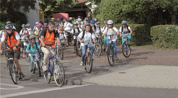 Mit dem KJR auf Tour zur Steinbachtalsperre.