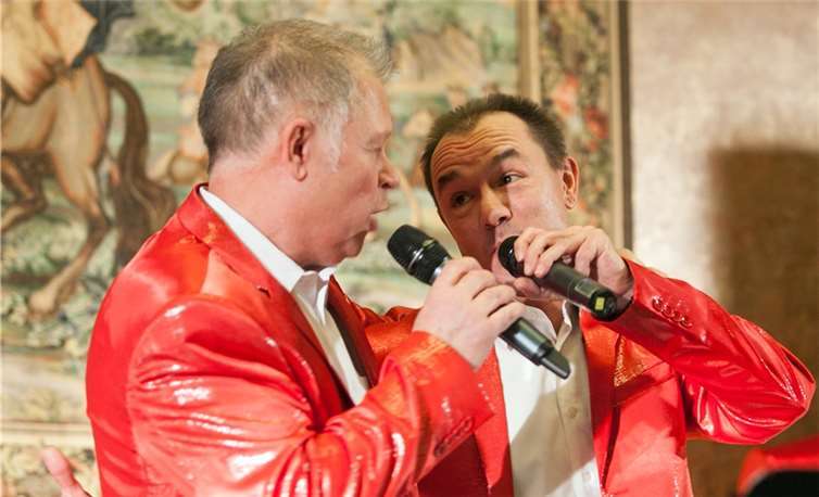 Mit dem Konzert im Waldhotel Rheinbach endete die diesjährige Konzertreihe „Kultur im Hof“.-JOST