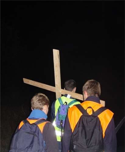 Mit dem Kreuz unterwegs. Markus Hartmann