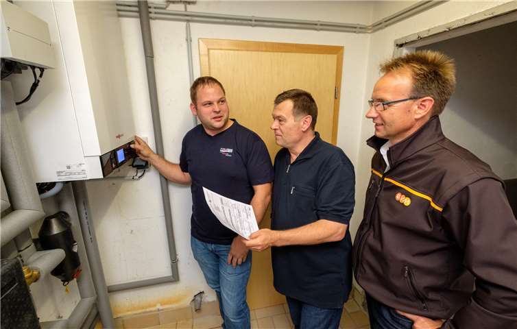 Mit dem Paket Heizung-plus-Service kann jeder ohne Anschaffungskosten eine neue Heizung mieten.Copyright: Frank Homann http://www.pressefoto-homann.de