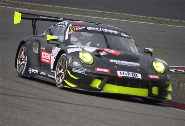 Mit dem Porsche 911 GT3 fuhr das Team Luhr, Leener und Slooten eine gute Platzierung ein. Foto: privat