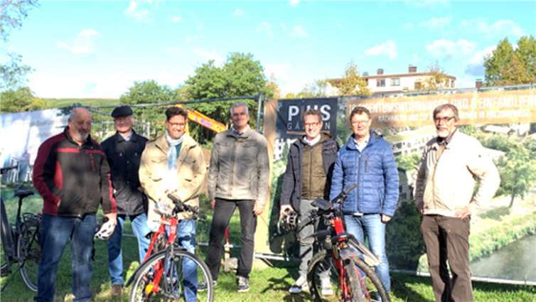 Mit dem Rad wurden z.B. die einzelnen Baustellen angefahren. Foto: privat