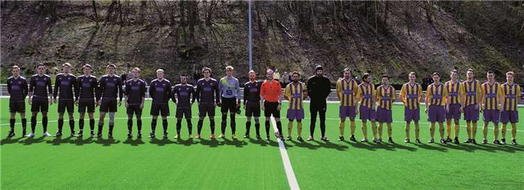 Mit dem SV Blau-Gelb Dernau I und dem SC Bad Bodendorf standen sich zwei starke Teams gegenüber. privat