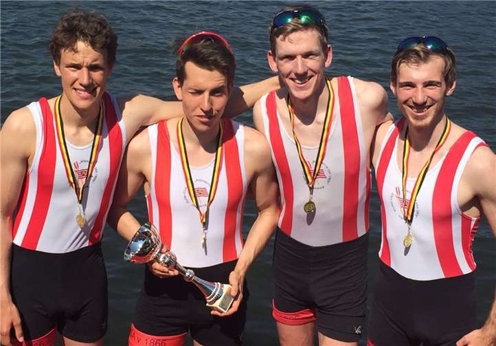 Mit dem Sieg des Samstagsrennens gewinnen (v.r.) Alexander Diedrich (RG Treis-Karden), Felix Brummel (Münster), Jascha Ningelgen und Sven-Eric Berger (beide Hamburg) die Internationale Belgische Meisterschaft im Leichtgewichts-Vierer. privat