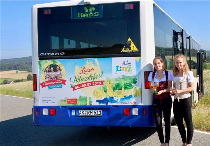 Mit dem Werbebanner wird auf das Winzerfest im September hingewiesen. Foto: privat