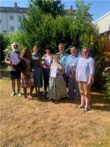 Mit dem Zertifikat geht es für die meisten nun in Arbeit oder usbildung. Foto: Margret Marxen-Ney