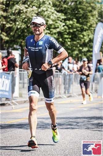 Mit dem Ziel vor Augen spult Michael Krämer seinen Marathon ab. Fotos: Sportograf