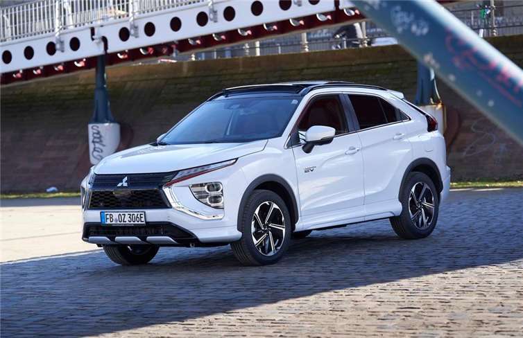 Mit dem neuen Eclipse Cross Plug-in Hybrid geht jetzt das zweite Modell mit hocheffizienter und alltagstauglicher Plug-in Hybrid-Technik sowie serienmäßigem Allradantrieb an den Start.Foto: Mitsubishi Motors in Deutschland