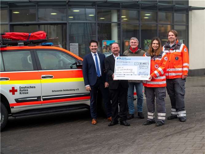 Mit dem neuen Rettungsmittel können nun Personal und Material auch an Orte gebracht werden, die für Rettungswagen nicht zu erreichen sind.  Foto: Sonja Wey, VR Bank Rhein-Mosel eG
