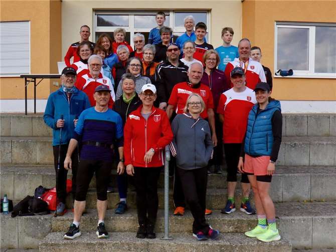 Mit dem traditionellen Run-up der TGO wurde die Frühjahrs- und Sommersaison eröffnet. Foto: TGO