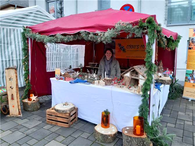 Mit den Kauf am Stand des Vereins „Colours for Kids“ konnte mit dem Kauf etwas Gutes getan werden.