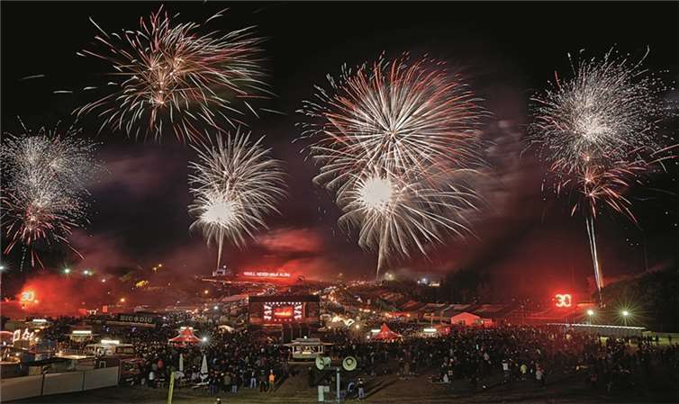 Mit den vielen Motorsportprogrammpunkten und seinem mehrtägigen Rahmenprogramm ist der Truck Grand-Prix ein absolutes Veranstaltungshighlight geworden. ADAC Mittelrhein e.V.