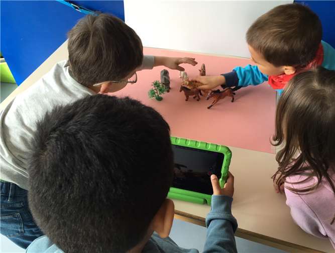 Mit der App „Stop Motion“ konnten die kleinen Entdecker kleine Trickfilme erstellen. privat