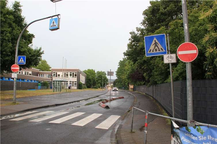 Mit der Aufhebung des Beschlusses zum Dreifaltigkeitsweg machte der Sinziger Rat den Weg frei für wiederkehrende Straßenausbaubeiträge.  Foto:GS