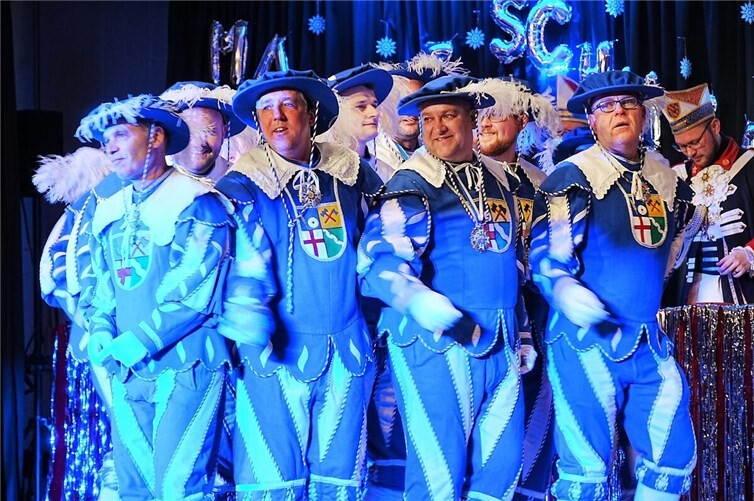 Mit der Bürgergarde Plaidt präsentierte die Ehrengarde den Neuwiedern etwas Neues.