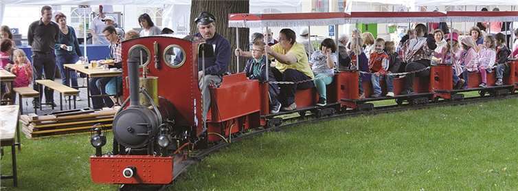 Mit der Dampflok ging es durch den Park.  Privat