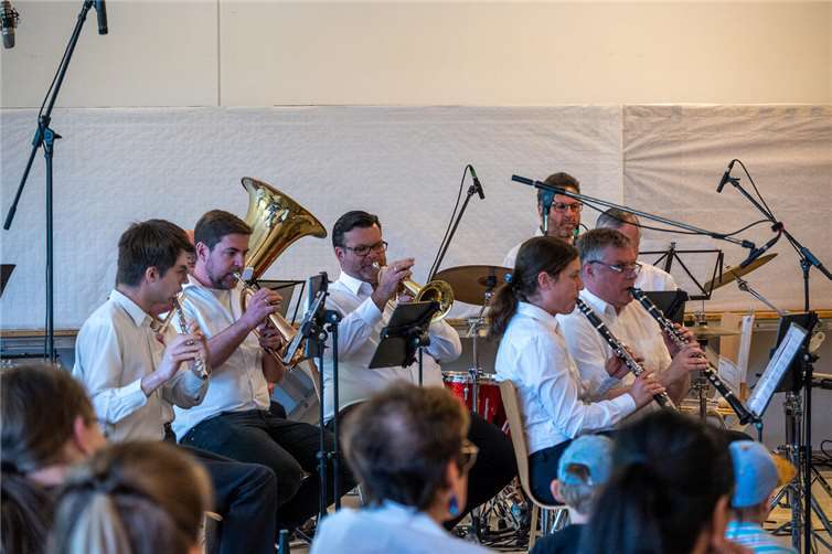 Mit der Musik der Burgbläser konnten Generationen zusammengebracht werden.Foto: Frank Landsberg
