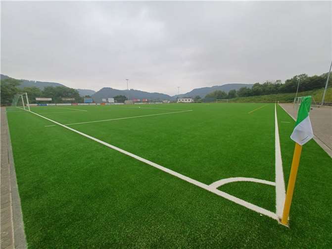 Mit der Sanierung wurden die infrastrukturellen Bedingungen für den Sport in Löf, Kattenes und der Umgebung deutlich verbessert.  Foto: privat