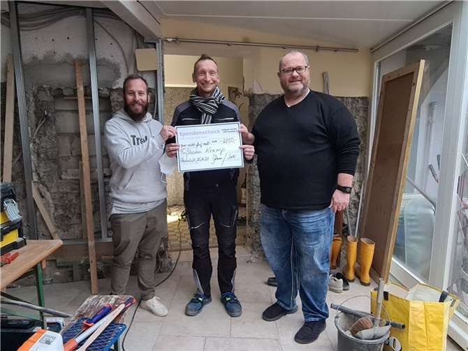 Mit der Spende soll der Wiederaufbau des Unternehmens unterstützt werden. Foto: privat