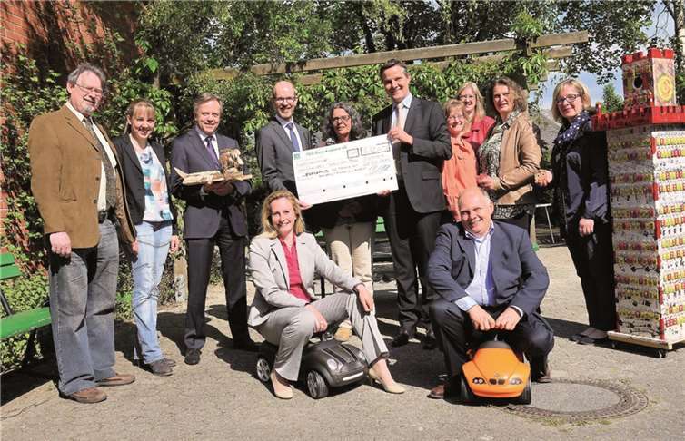 Mit der Spende wird die integrative Kindertagesstätte der Lebenshilfe e.V. Koblenz auf der Karthause unterstützt. Privat