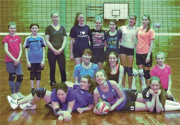 Mit der Weihnachtsfeier wurde ein erfolgreiches Volleyballjahr abgeschlossen.Heinz Nieskes