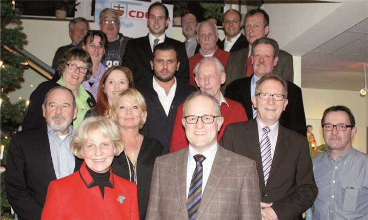 Mit dieser Mannschaft will der Bundesbedienstete auch die Mehrheit der Oppositions-Koalition beenden. DL