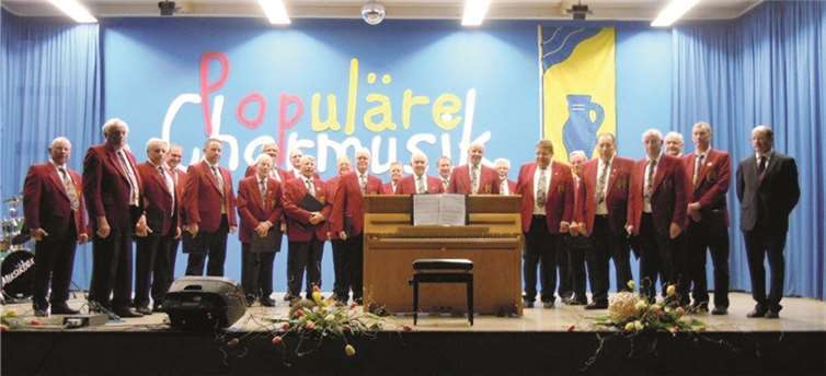 Mit ein paar Liedbeiträgen war der MGV Rheinland Weitersburg in Nauort vertreten.privat