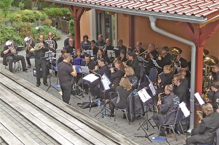 Mit einem abwechslungsreichen musikalischen Programm startete die Wormersdorfer „Fidelia“ in ihre neue Konzertsaison.privat