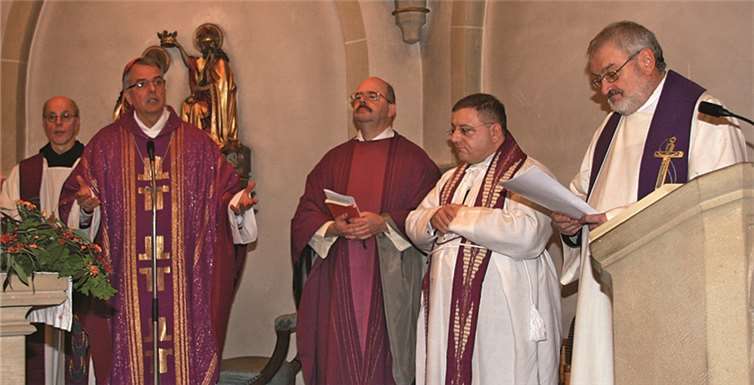 Mit einem festlichen Gottesdienst wurden die Oblaten im Kloster Engelport verabschiedet.Privat