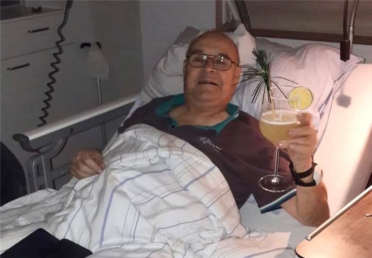 Mit einem leckeren Drink in der Hand sieht die Welt gleich viel fröhlicher aus.