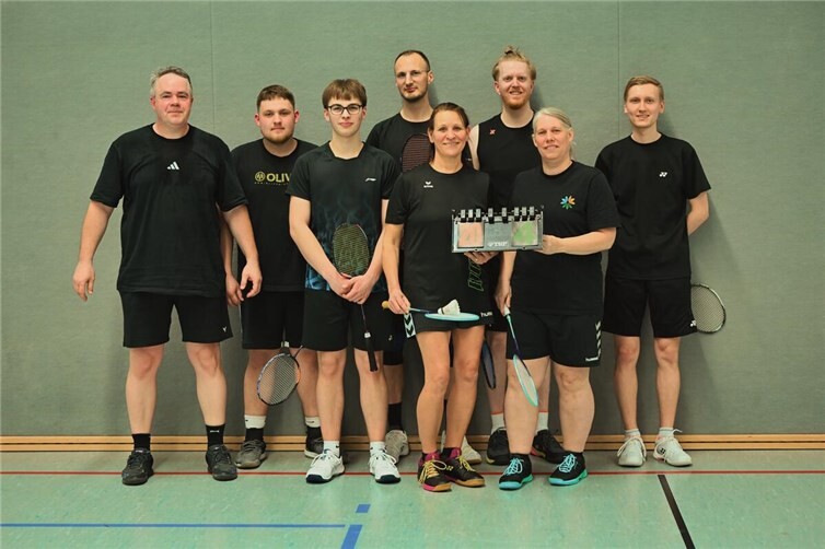 Mit einem souveränen 6:2-Sieg gegen den Meckenheimer SV 1 krönte die erste Mannschaft des BC Rheinbach am Samstag, den 21. März 2026 eine überragende Saison und sicherte sich den Aufstieg in die Bezirksklasse.Foto: privat