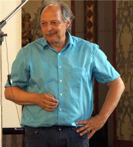 Mit einem würdigen Konzerterinnerte Edgar Verheyen an die herausragendenmusikalischen Leistungen seines Vaters.