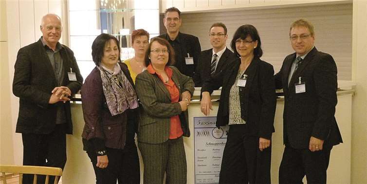 Mit einer gelungenen Einweihungsfeier eröffnete der Tanzsportclub TS - time to dance e.V. am vergangenen Sonntag sein neues Vereinsheim in der St.Sebastianus-Schützenhalle in Urbar.privat