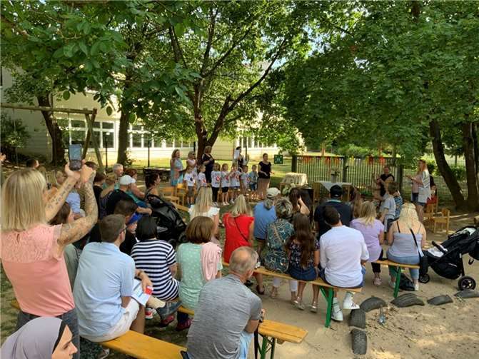Mit einer großen Familienfeier wurden die Vorschüler der Kita Kunterbunt verabschiedet.  Foto: Kita Kunterbunt
