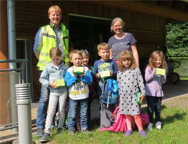 Mit einer neuen Brotdose bewaffnet beendeten die Supermäuse einen spannenden Tag in der Umweltschule. privat