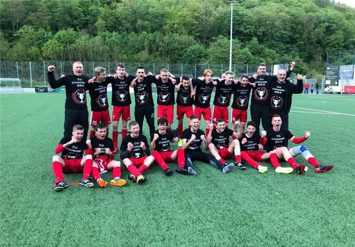 Mit einer spontanen Feier wurde die Meisterschaft besiegelt.Foto: privat