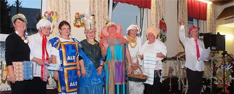 Mit einer tollen Modenschau unterhielten die Damen der kfd Rübenach ihre Gäste.Privat