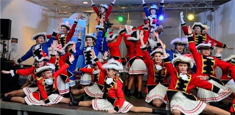 Mit einer tollen Pyramide beendeten die Kinder und Junioren der GKKG ihren Auftritt.