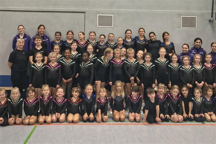Mit fast 60 Turnerinnen und Turnern nahmen die Abteilungen Turnkids 1 bis 4 und Turnjugend am Kinder- und Jugendturnfest in Niederzissen teil.