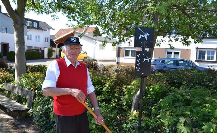 Mit fast 90 Jahren ist Georg Jung immer noch bei der Weiherreinigung aktiv dabei. Weigert