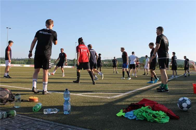Mit frischer Motivation und personeller Verstärkung blicken beide Mannschaften zuversichtlich auf die bevorstehende Saison.  Foto: SV Kripp
