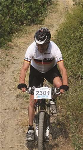 Mit ganzem Körpereinsatz, bei dem Blessuren nicht immer ausblieben, wurden 2000 Höhenmeter bezwungen.