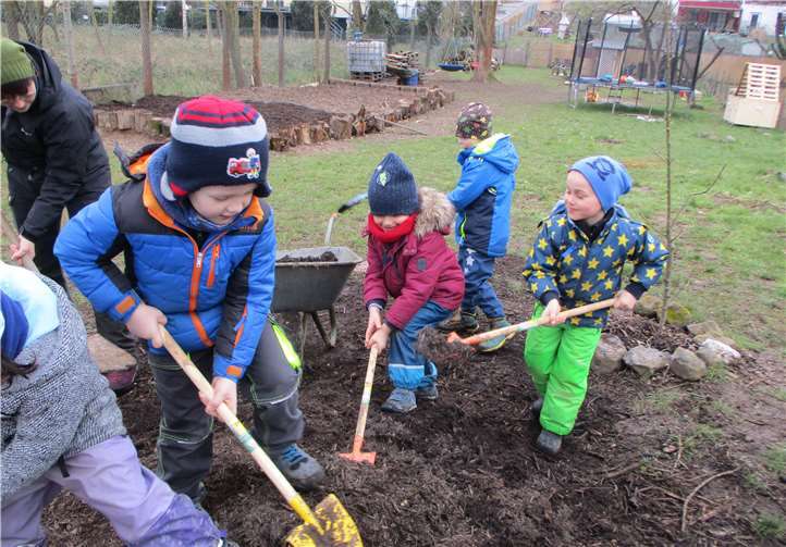 Mit großem Eifer waren die Kinder bei der Arbeit. Foto: privat