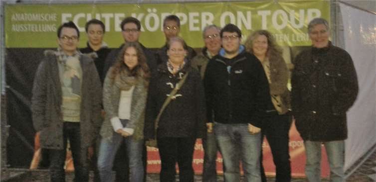 Mit großem Interesse besuchten die DRK’ler aus Niederwerth die Ausstellung "Echte Körper" in Koblenz. privat