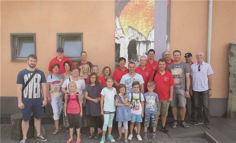 Mit großem Interesse haben die Karnevalisten des MSK Kaltenengers den Lavadome, die Vulkanbrauerei und das Bimsmuseum besichtigt.  privat