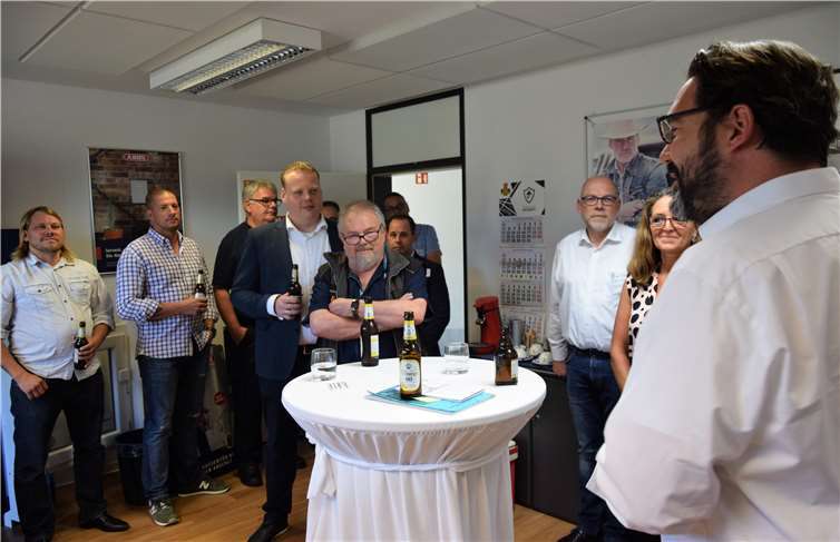 Mit grossem Interesse verfolgten die anwesenden Gäste die von Olli Wolf mitgeteilten Neuigkeiten aus dem Verein.