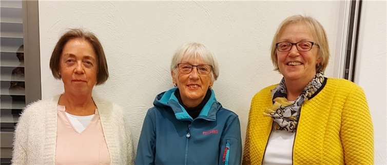 Mit großer Stimmenmehrheit wurde Maria Winand im Amt bestätigt und Anita Dung und Veronika Klosterberg neu gewählt. Foto: privat
